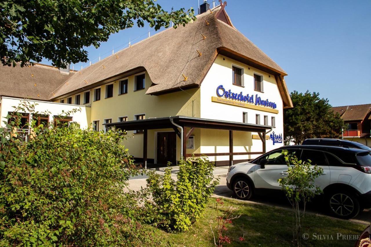 Ostseehotel Wustrow Вустров Екстериор снимка