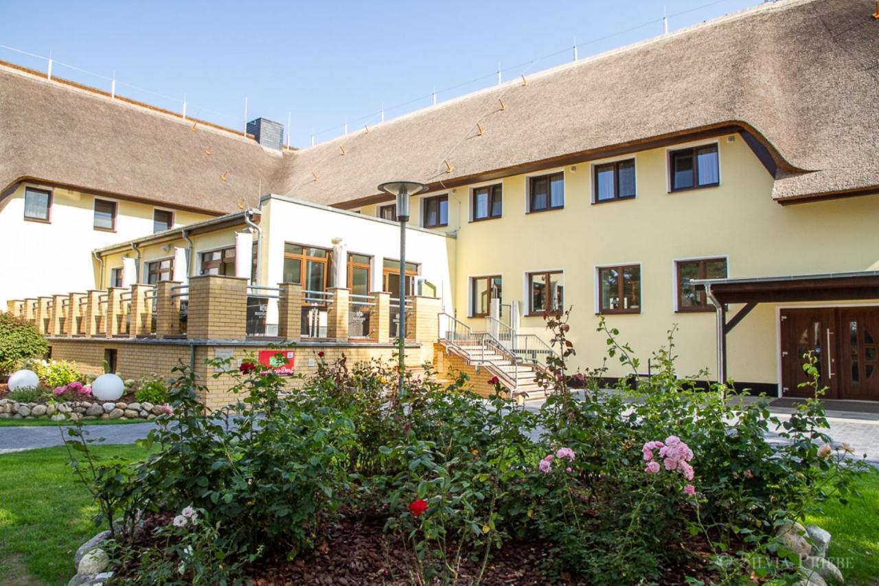 Ostseehotel Wustrow Вустров Екстериор снимка