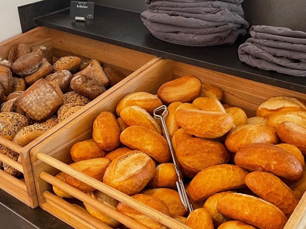 Ostseehotel Wustrow Вустров Екстериор снимка
