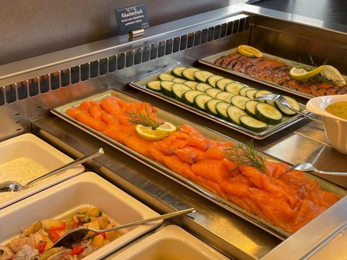 Ostseehotel Wustrow Вустров Екстериор снимка