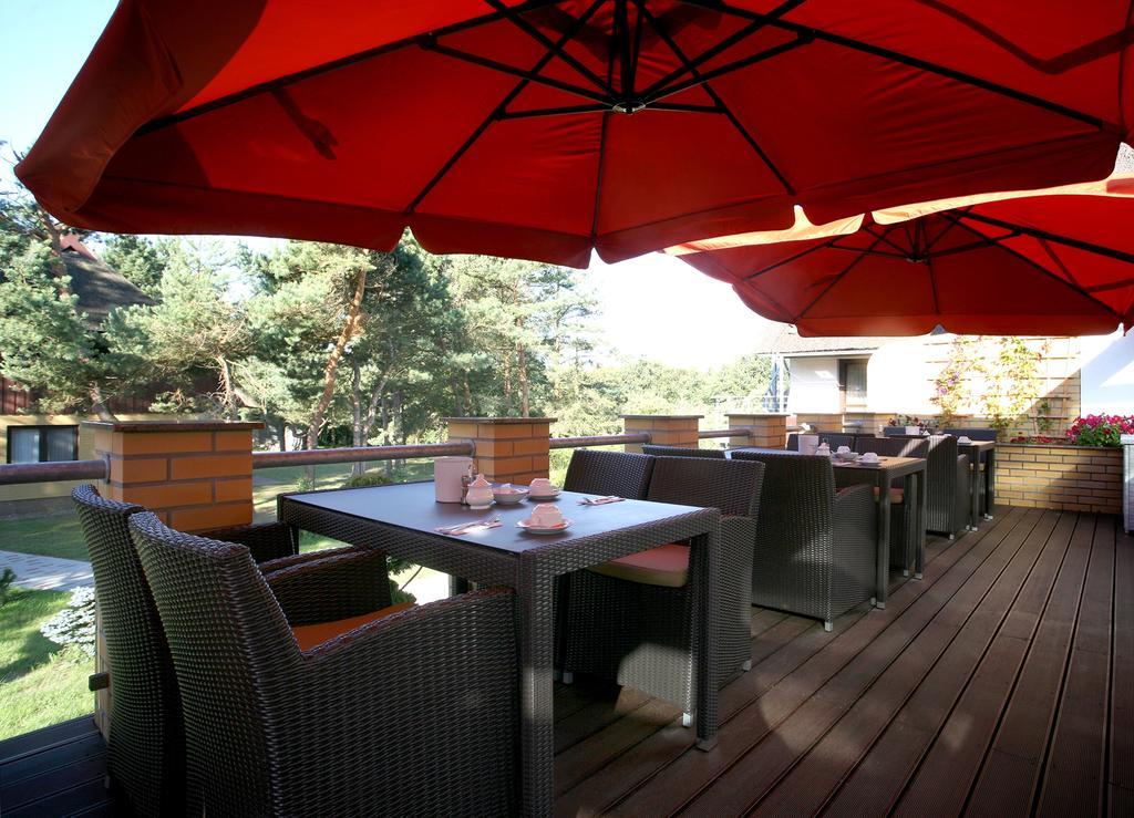 Ostseehotel Wustrow Екстериор снимка
