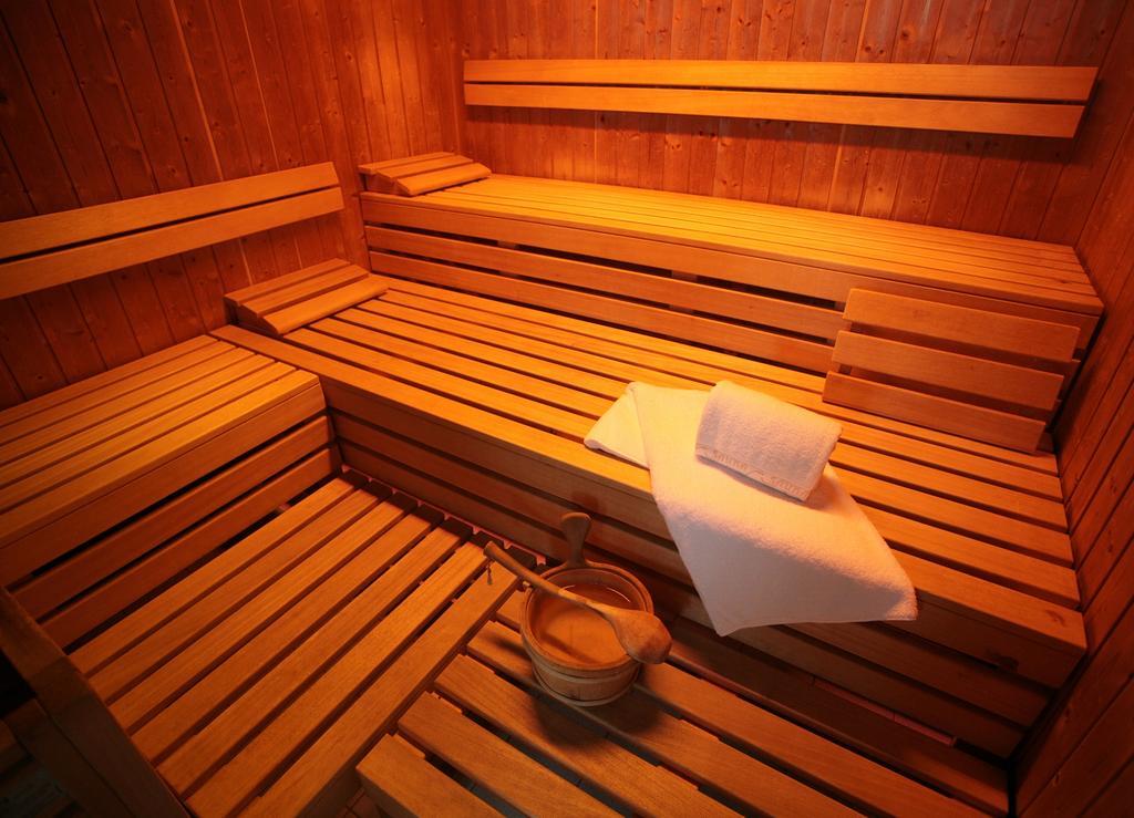 Ostseehotel Wustrow Вустров Екстериор снимка